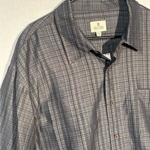 Men's Gray Plaid Button-Down Shirt